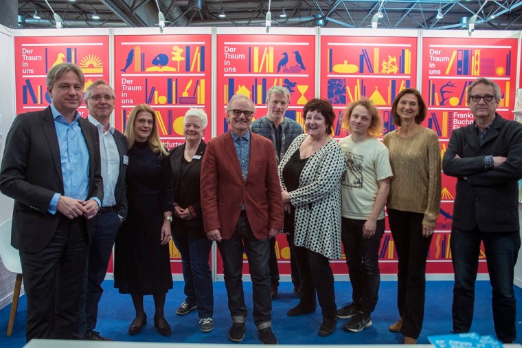 Pressekonferenz_Leipzig_Gruppenbild_groß (1)
