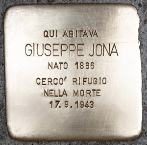 729px-Stolperstein_für_Giuseppe_Jona_(Venice)